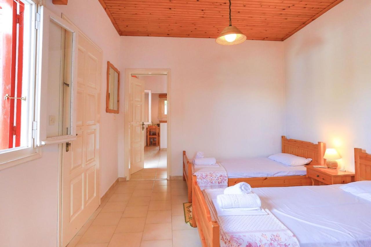 Villa Meropi ガイオス エクステリア 写真